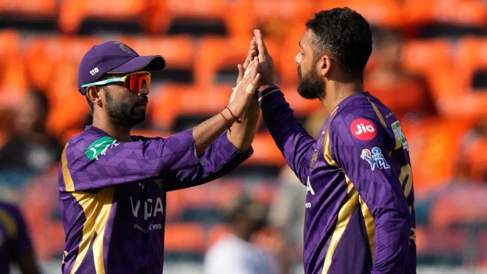 SRH के ख़िलाफ़ जीत के बाद IPL 2026 प्लेऑफ के लिए KKR के क्वालीफिकेशन समीकरण पर एक नज़र...